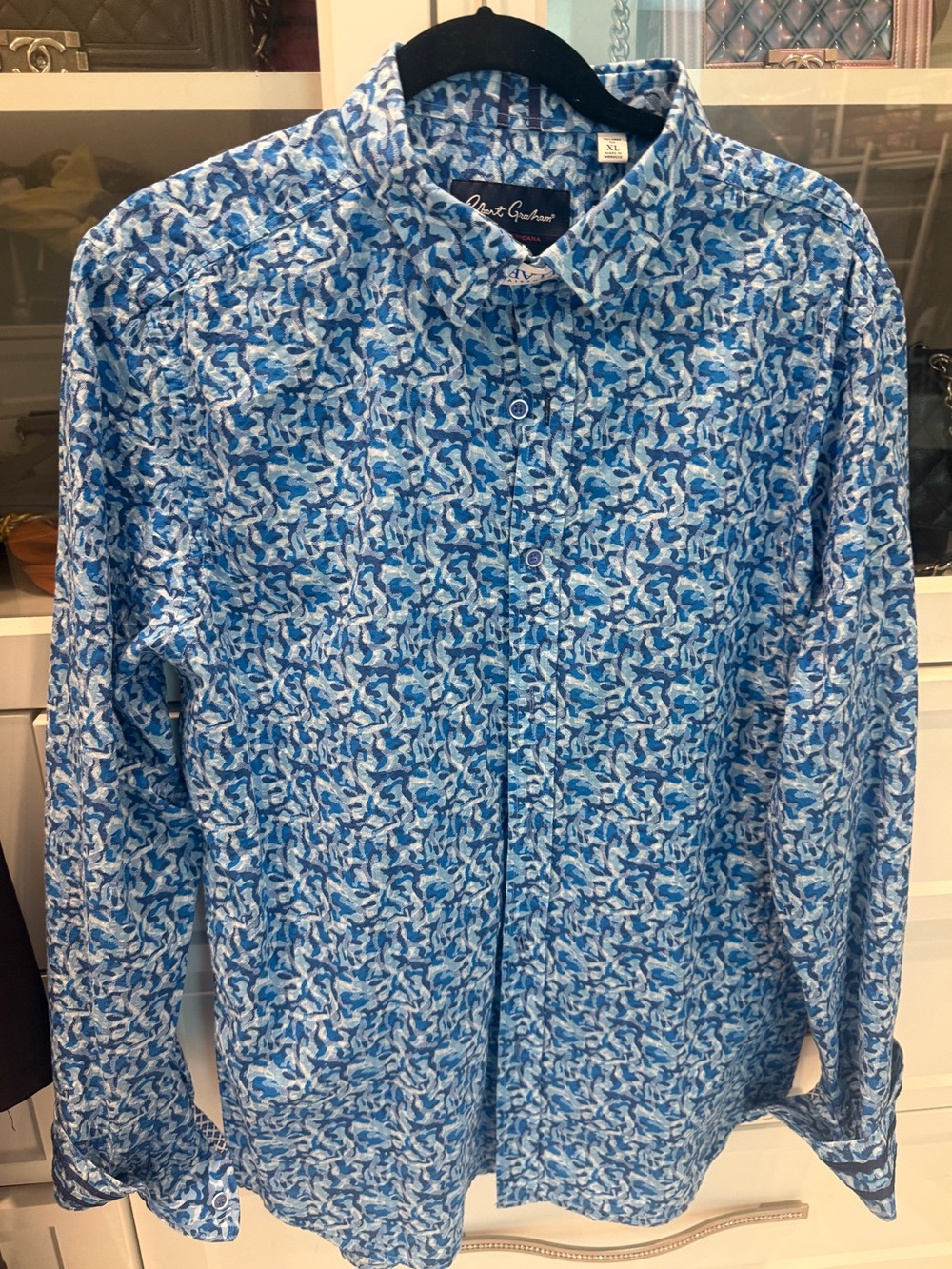 Robert Graham Blue Patterned Button-Up Shirt